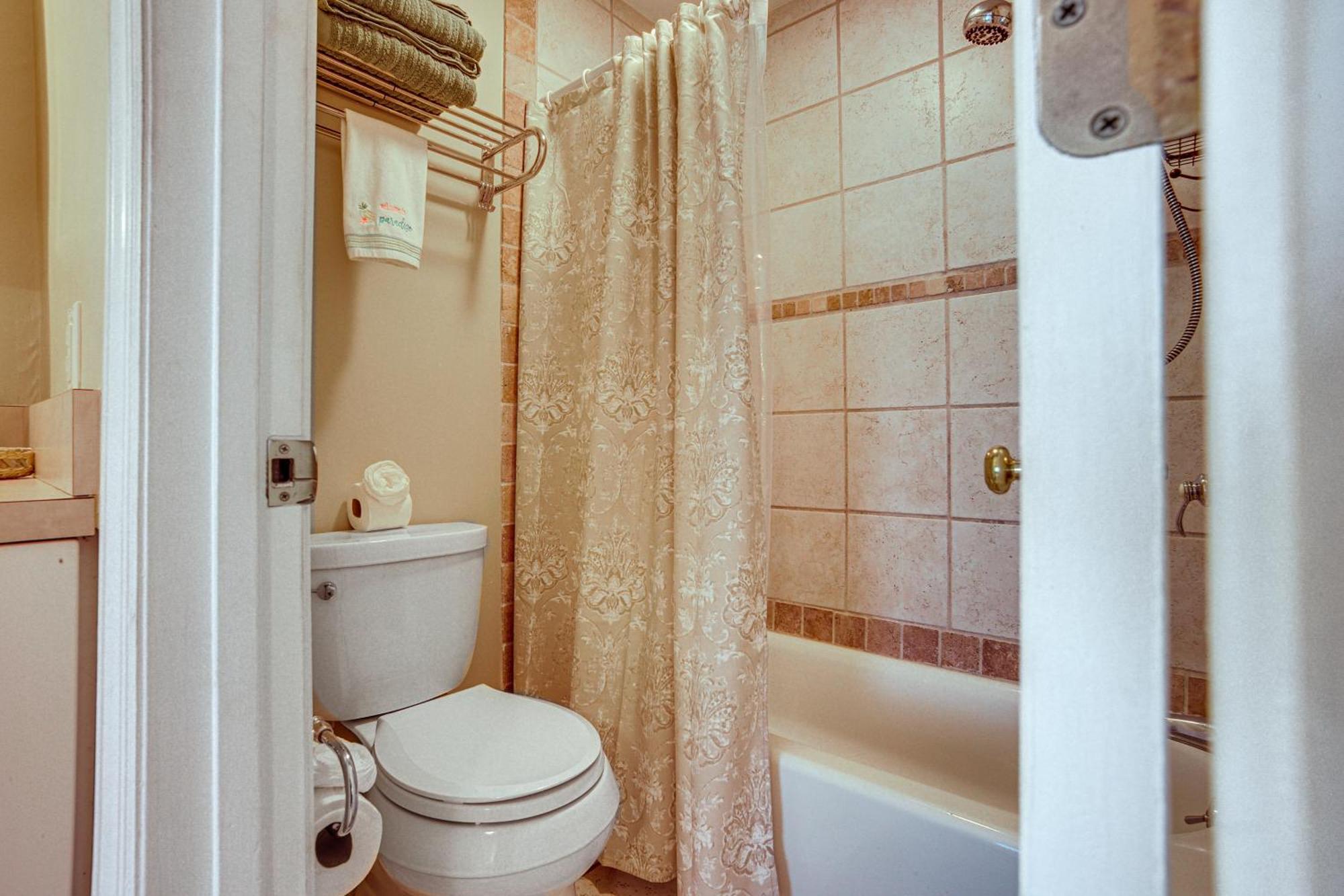 Harbor Island Condo With Deck - Steps To Beach! Oceanmarsh Subdivision Bagian luar foto