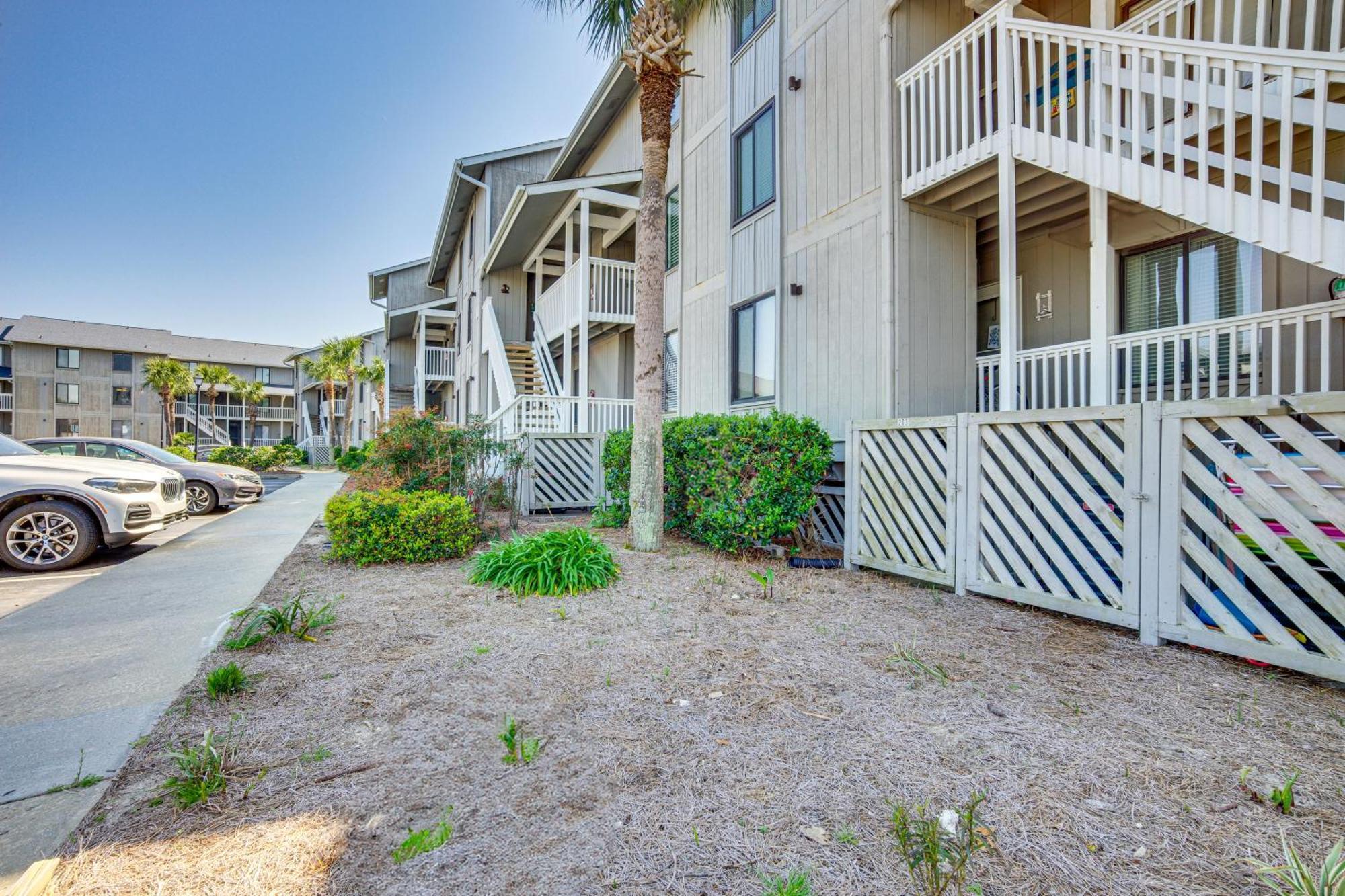 Harbor Island Condo With Deck - Steps To Beach! Oceanmarsh Subdivision Bagian luar foto